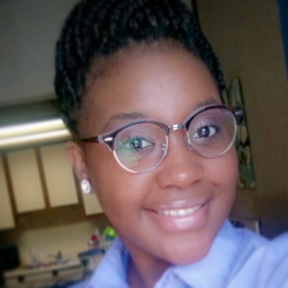 Meet your Posher, Kimberly