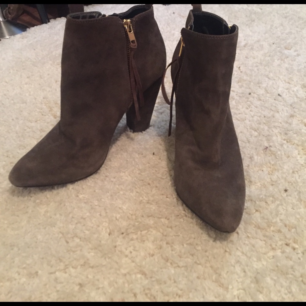 Steve Madden Joplynn Suede Bootie