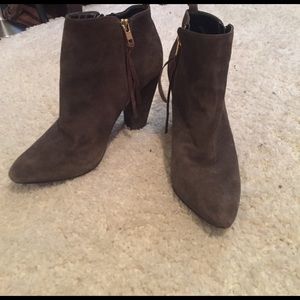 Steve Madden Joplynn Suede Bootie