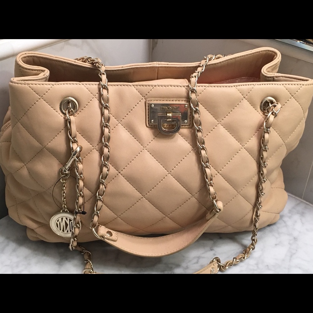 AUTHENTIC DONNA KARAN LAMBSKIN SHOULDER BAG -BNWT
