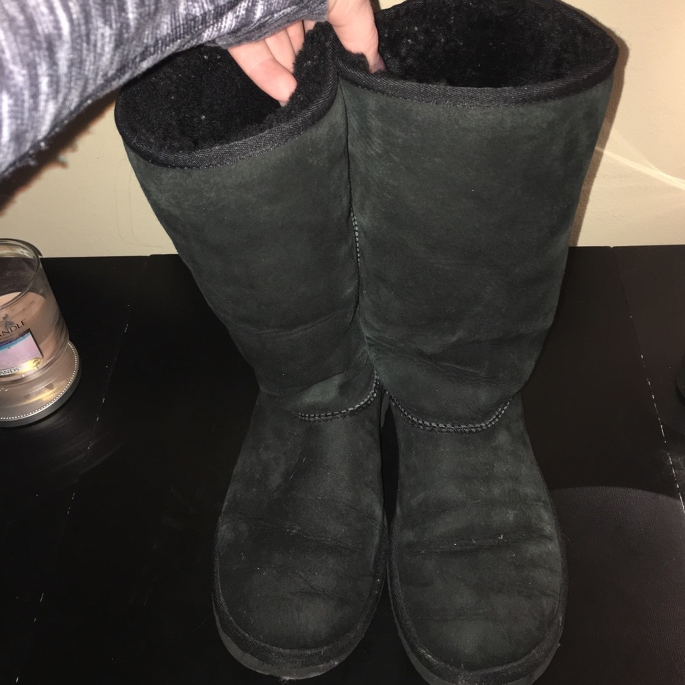 Tall black uggs