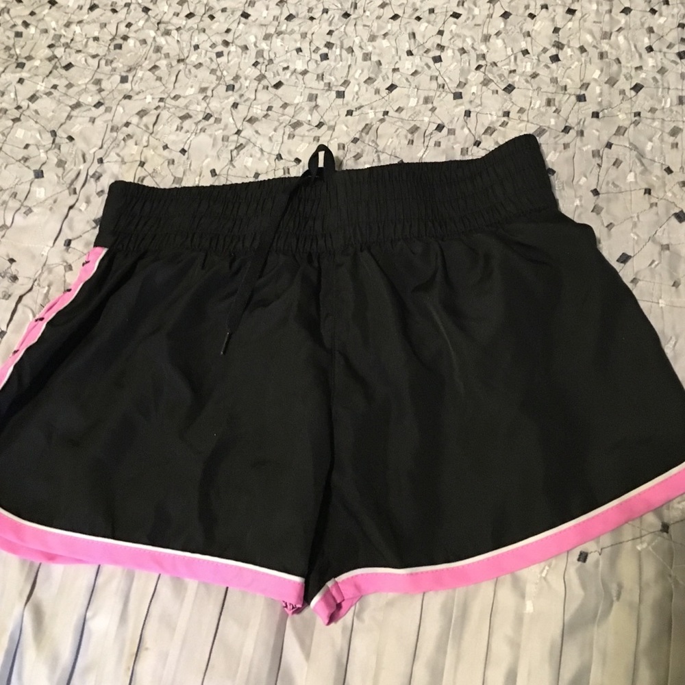 Black 90 degree by Reflex running shorts