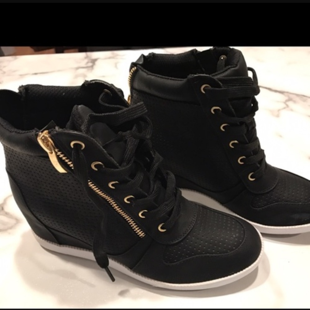 Black sneaker wedges!! Never been worn