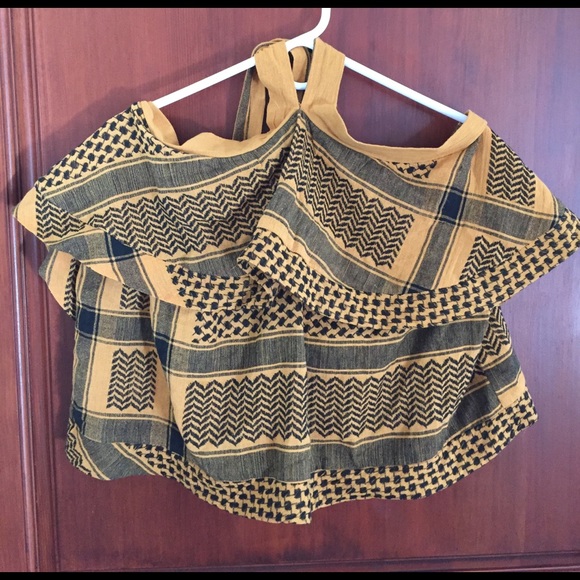 Cecelie Copenhagen tie-neck flounce top - Picture 6 of 6