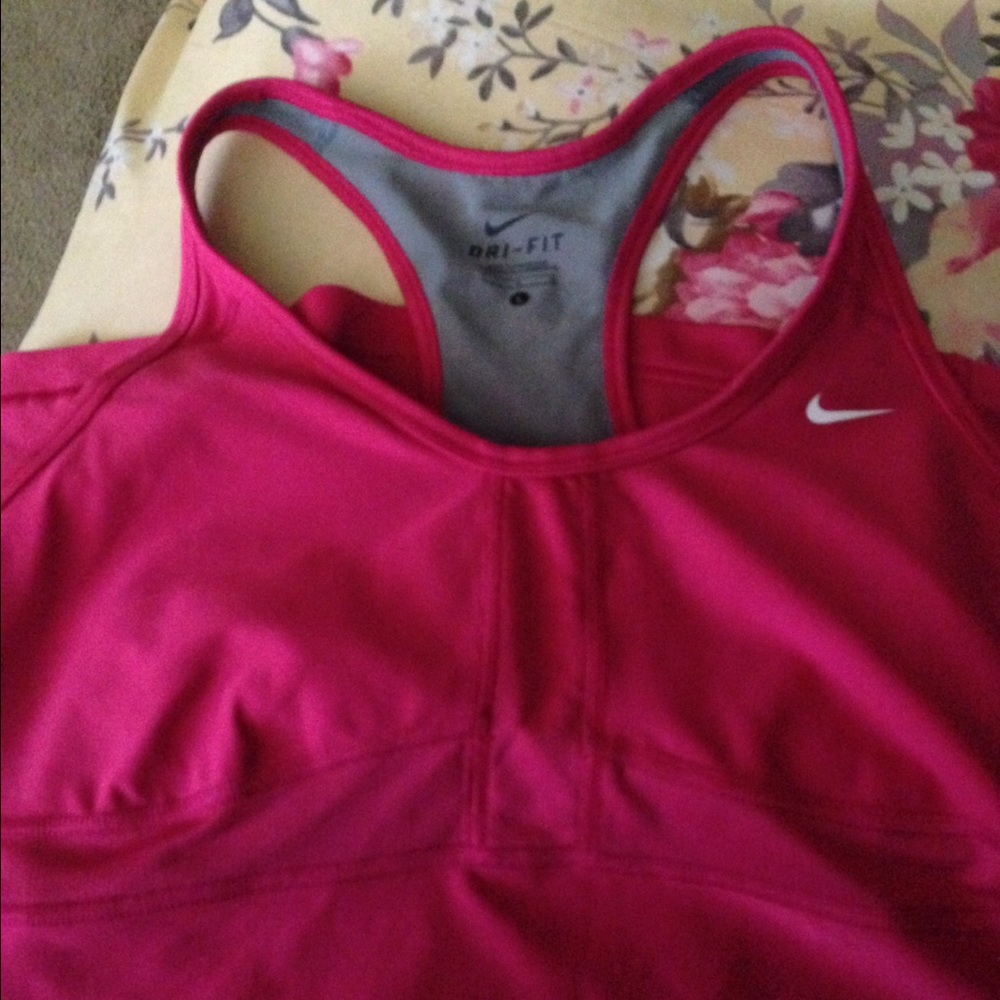 Nike dri-fit sports top, size large!