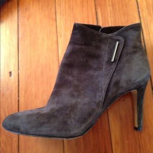 Vince Camuto Brown suede booties