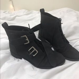 H&M Divided black boots