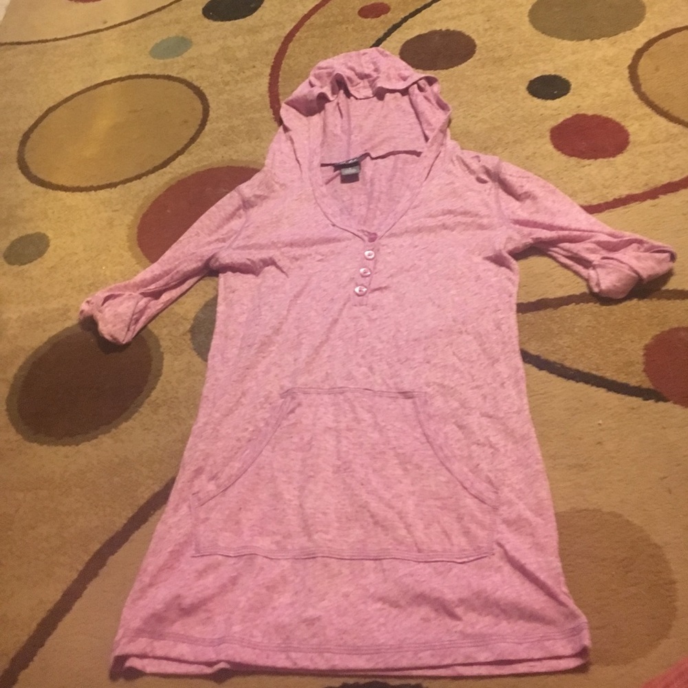 Hooded light 1/2 sleeve shirt