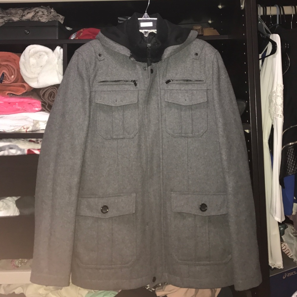 GUESS Jacket (men's) HOST PICK 🎁👌🏼