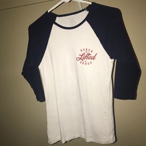 Baseball tee