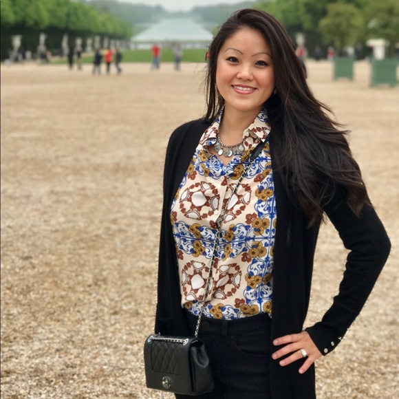 Meet your Posher, Amanda! - Picture 1 of 1