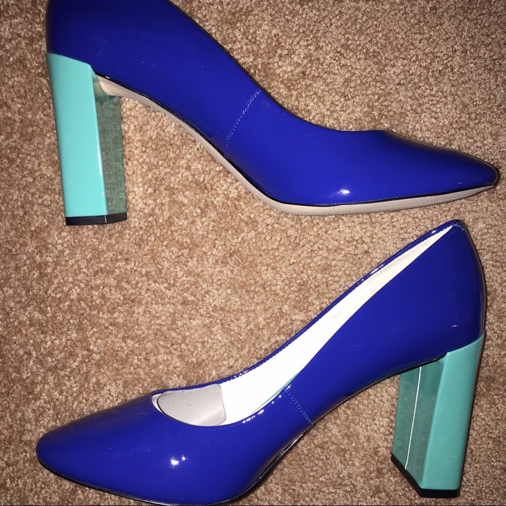 Anne Klein  Color-block pumps
