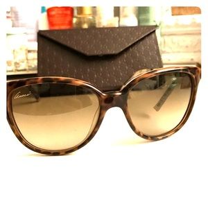 Brand New! GUCCI sunglasses