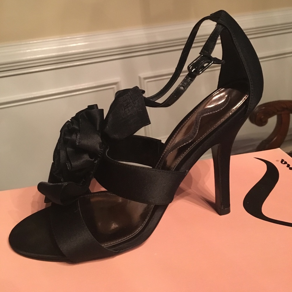 Black satin special location choose