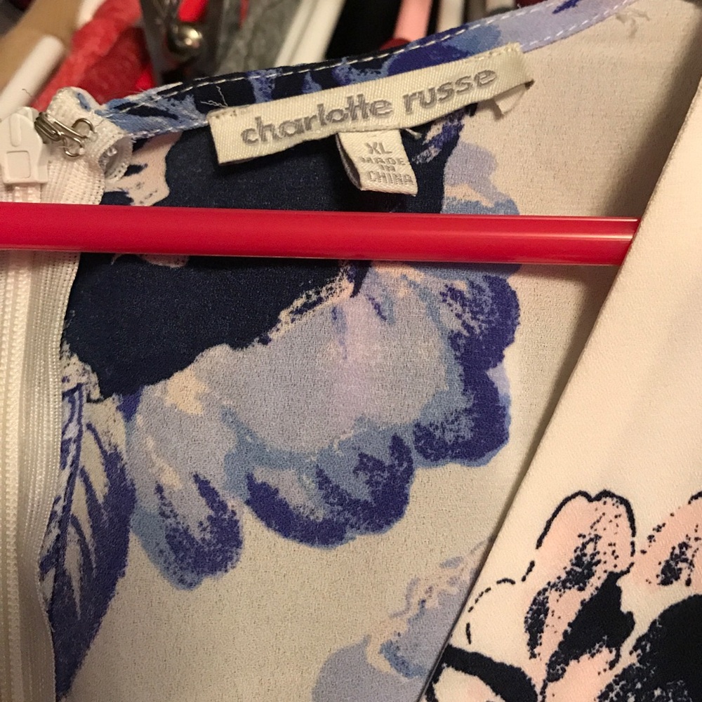 Spring romper - Picture 2 of 3