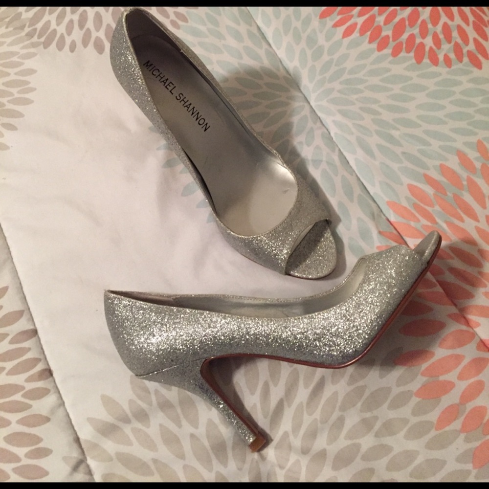 Michael Shannon silver heels
