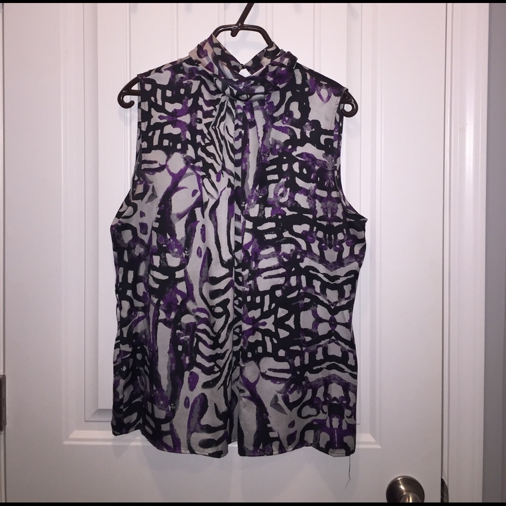 Sleeveless cowl neck blouse♻️DONATING SOON!♻️
