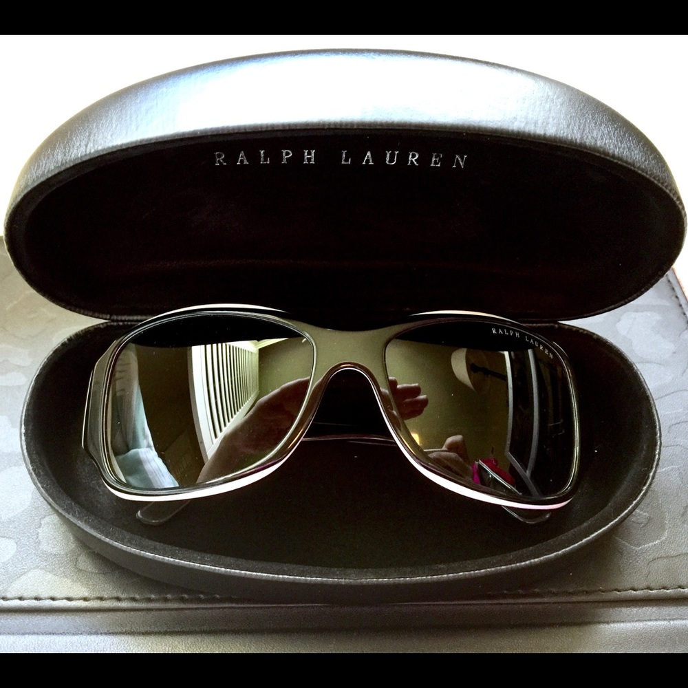 ✨Ralph Lauren SUNGLASSES ✨