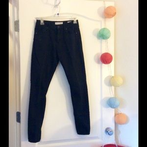 Free with purchase of 5$! Bullhead black jeggings