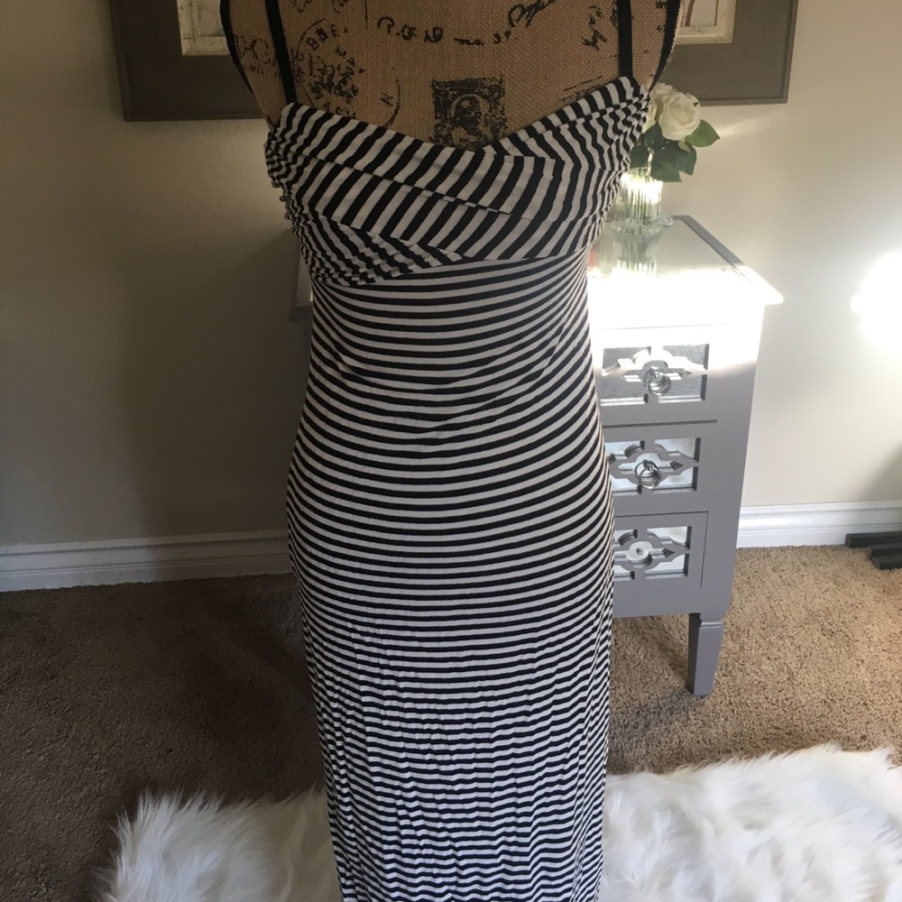 Max Studio Maxi dress- Perfect condition