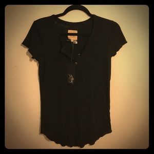 CHASER top! BRAND NEW NEVER WORN!