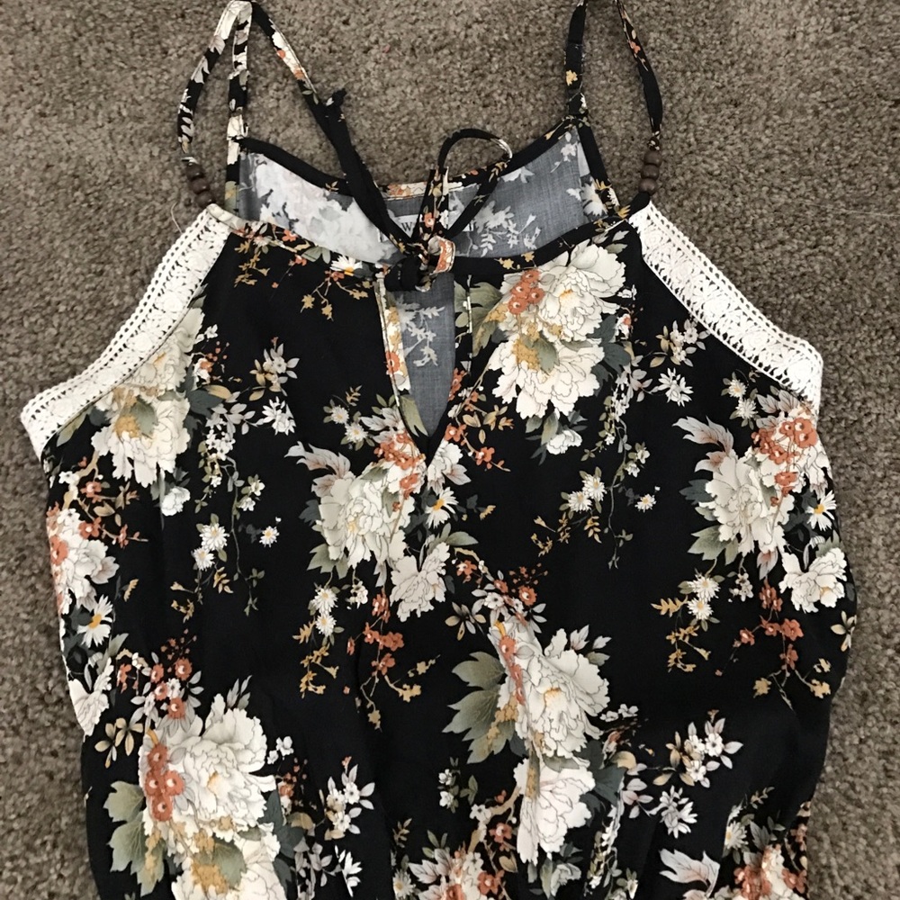 Romper - Picture 2 of 3