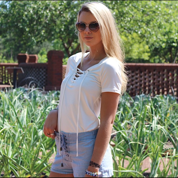 Tops - SOLD OUT! White Lace-Up Top