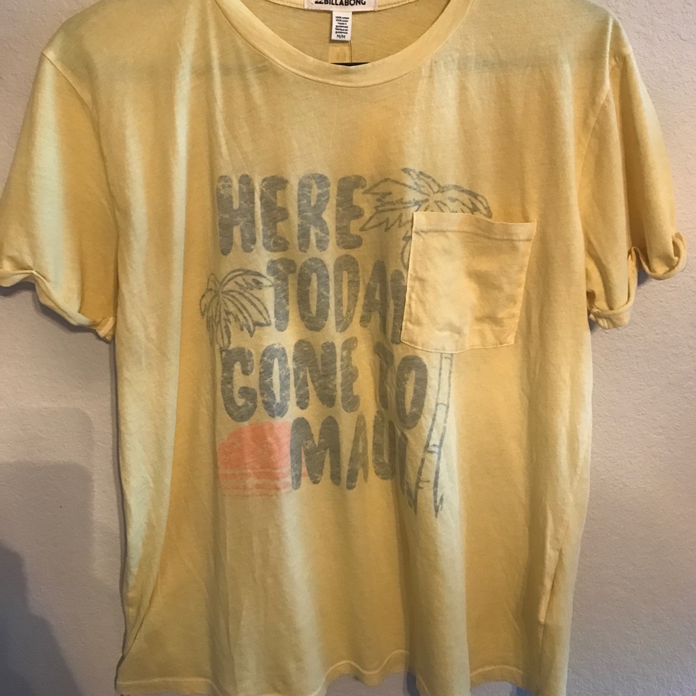 NWT Billabond "here today gone to maui" Top