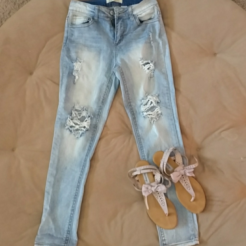 Juniors jeans