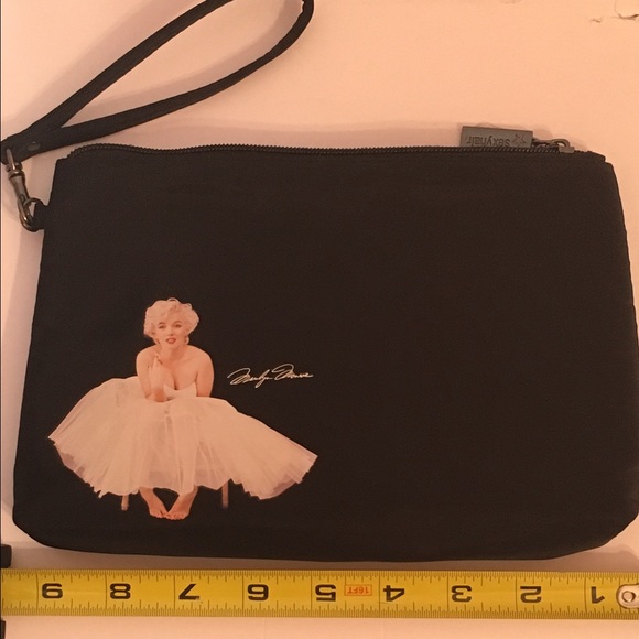 Cute Small Black Marilyn Monroe Wristlet - Picture 1 of 4