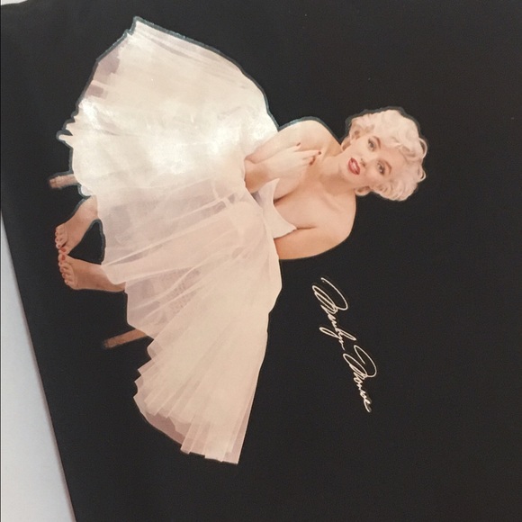 Cute Small Black Marilyn Monroe Wristlet - Picture 3 of 4