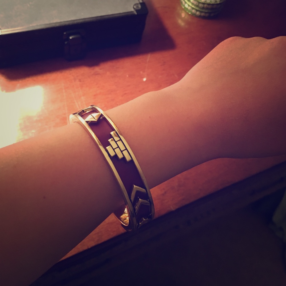 Maroon and gold Bangle