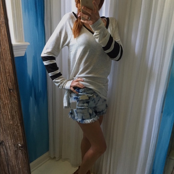 Distressed Cutoff Shorts - Picture 2 of 5