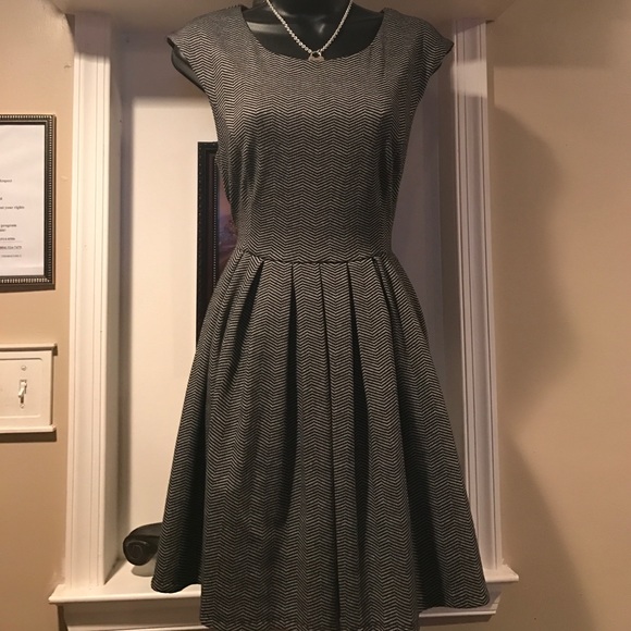 Dresses & Skirts - 🎼 Dress🎼