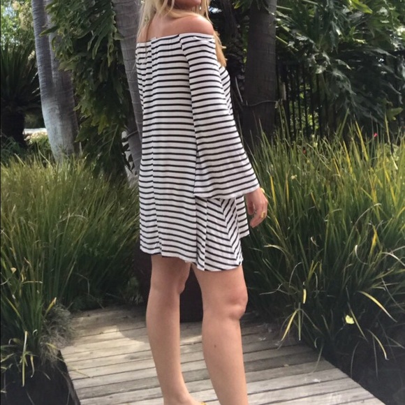 Bree Striped Bell Sleeve Dress 💕1 Left Sale - Picture 4 of 7