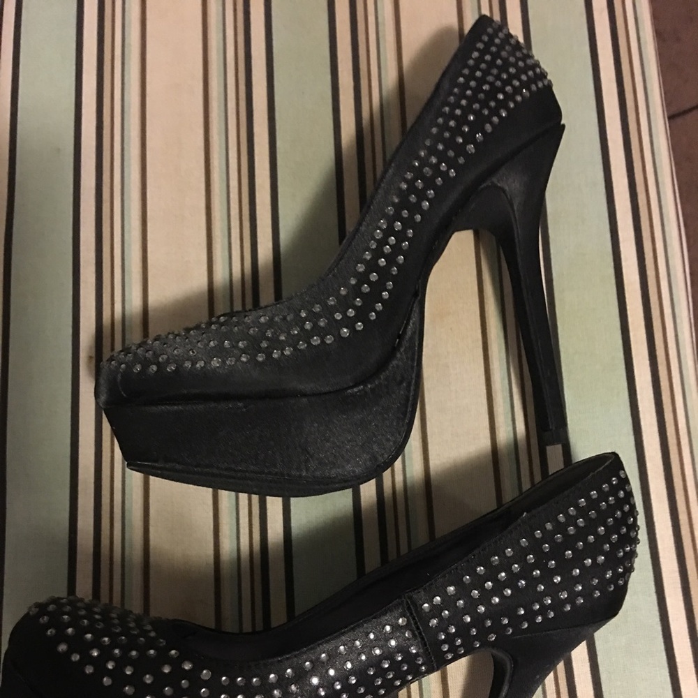 Black Heels Size 8