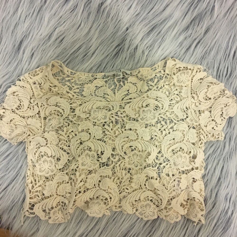 Doily Lace Crop Top