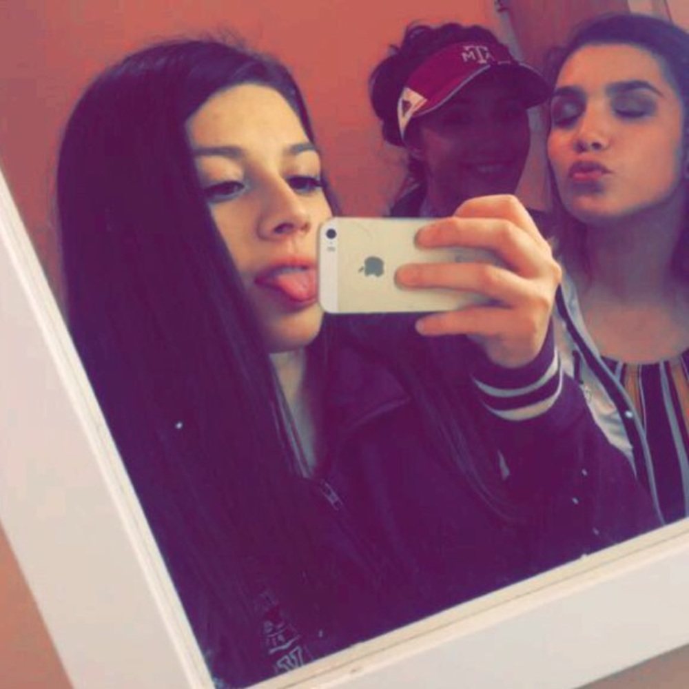 Meet your Posher, Amber