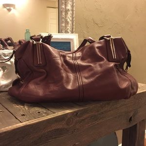 Maroon shoulder bag