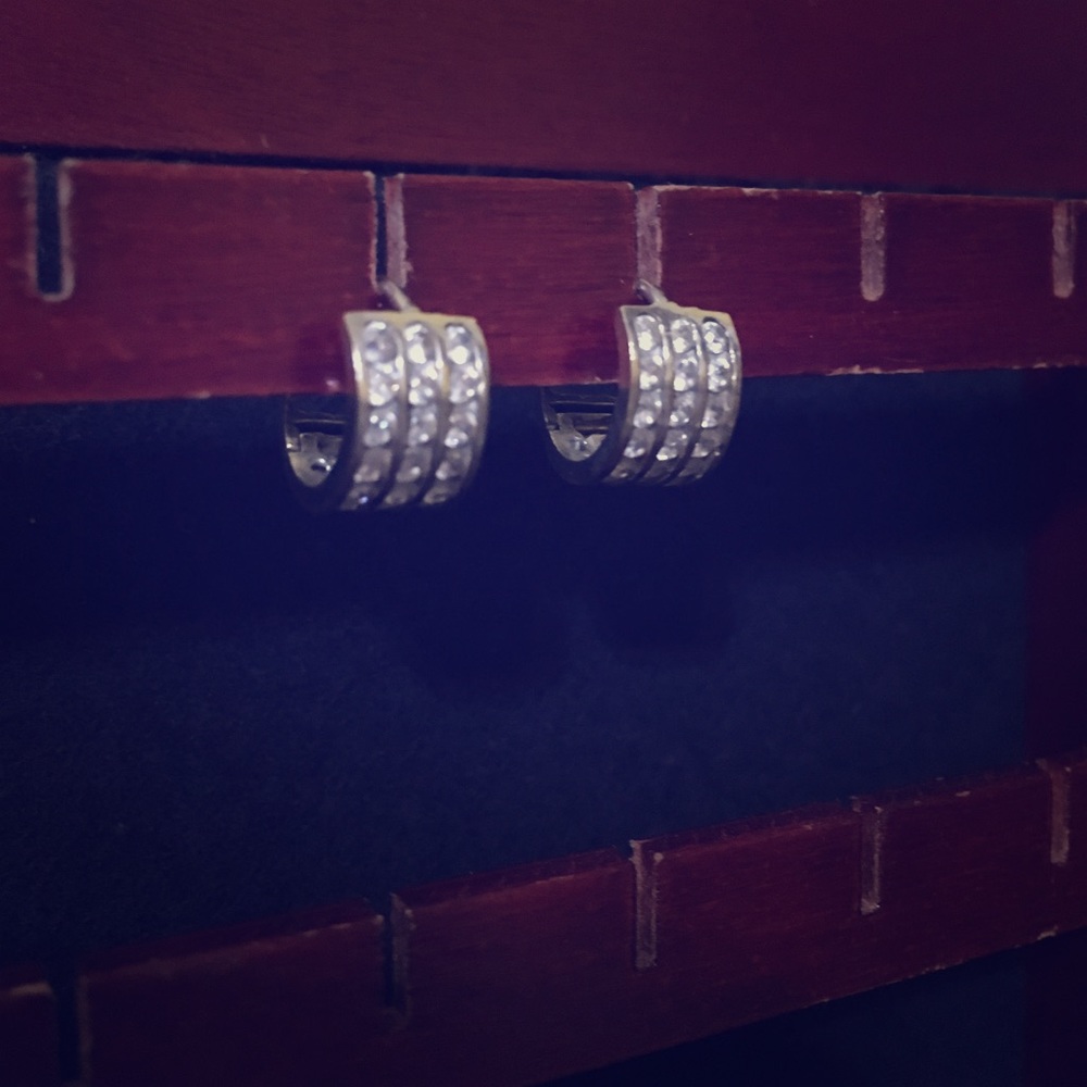 Diamond hoop | 14K white gold