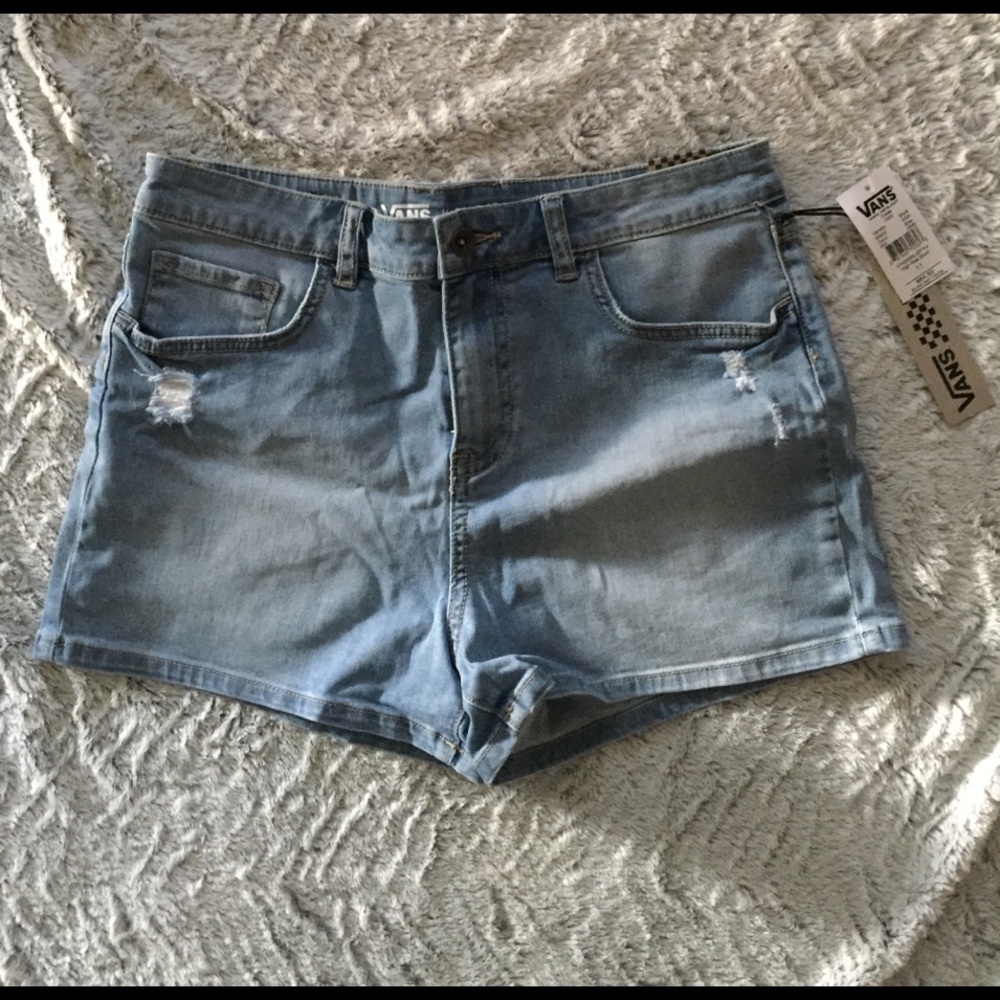 VANS HIGH RISE SHORTS - Picture 2 of 7