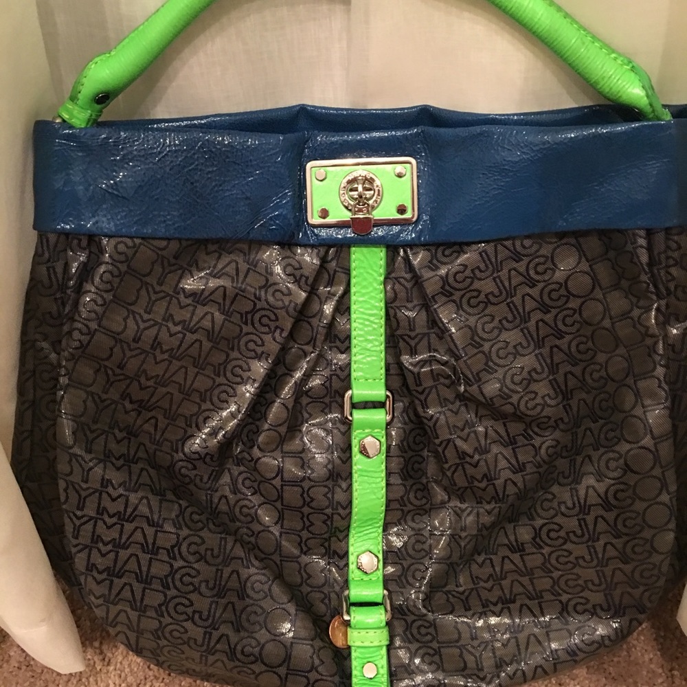 Marc byMarc Jacobs Hillier Patent Leather Hobo Bag