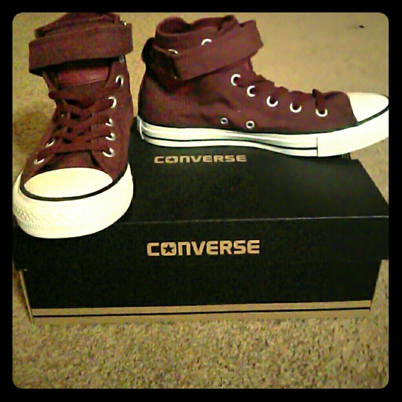 Brand New Converse - Picture 1 of 1