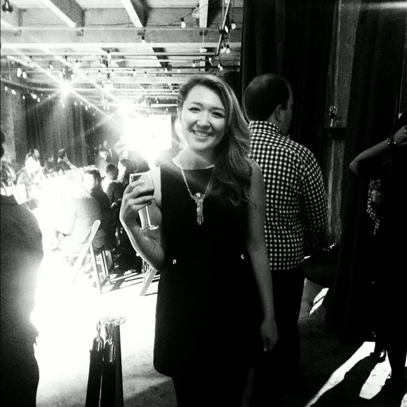 Meet your Posher! - Picture 2 of 4