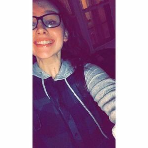 Meet your Posher, Kristen