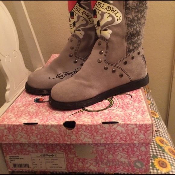 Ed hardy boots - Picture 2 of 2