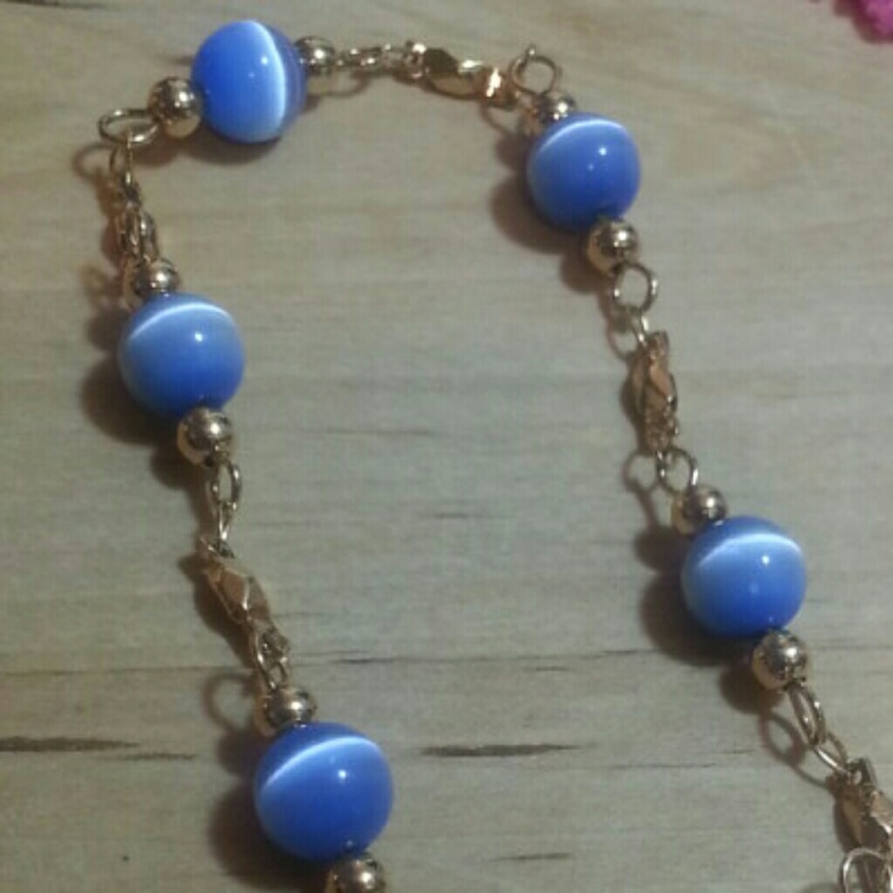 Blue Moonstone bead bracelet - Picture 2 of 3