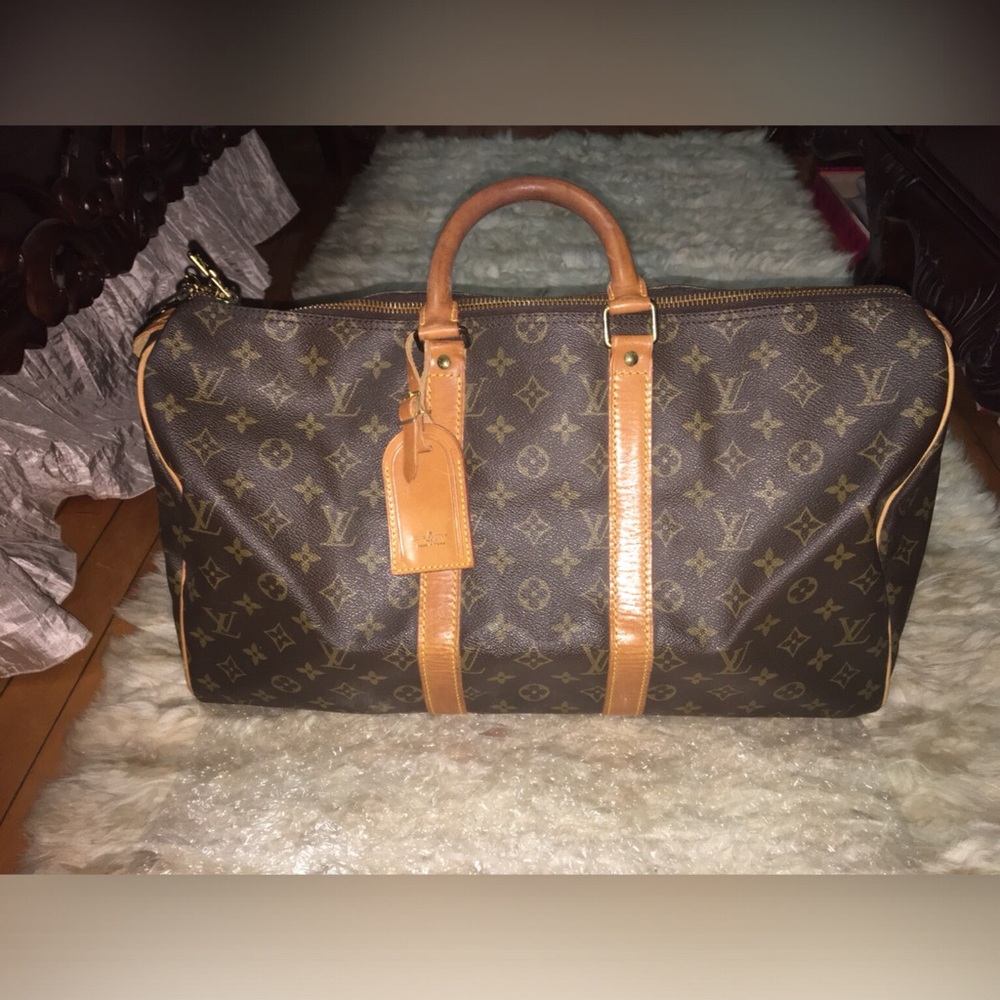 SOLD 🙅🏼 100% Authentic Louis Vuitton Duffle Bag