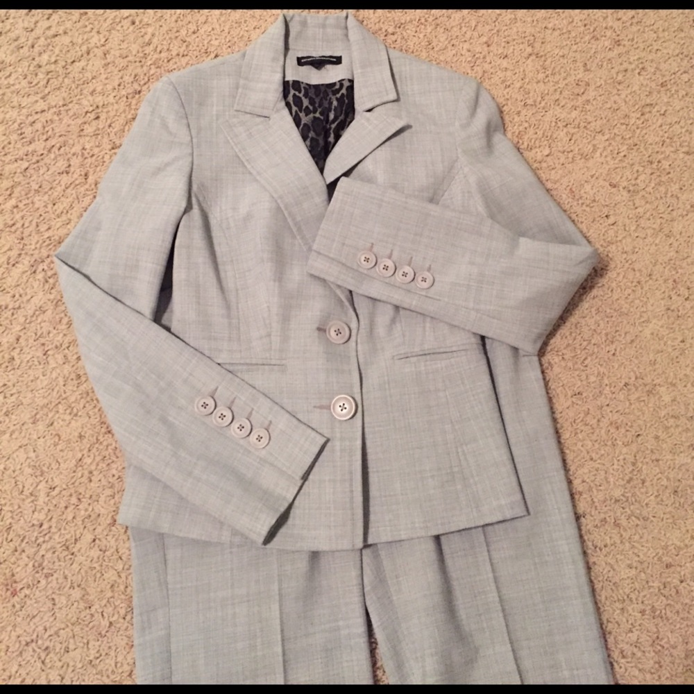 Express Suit