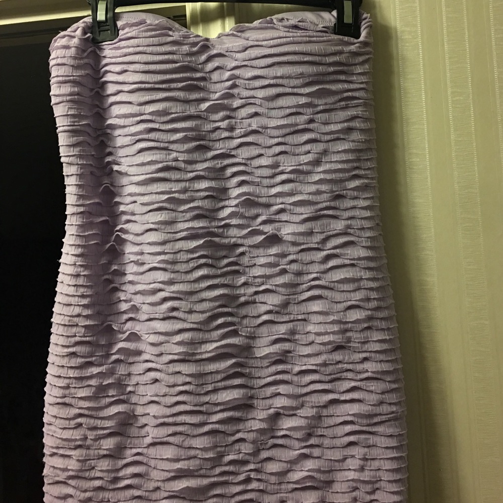 Sleeveless ruffle lilac top